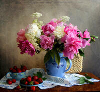 Без бренда «Свежий букет пионов и клубника» в Курске